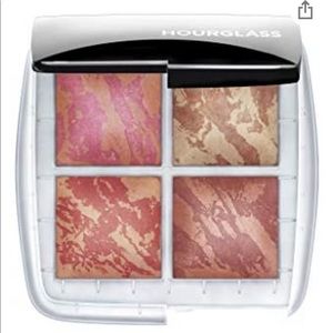 Hourglass blush quad
